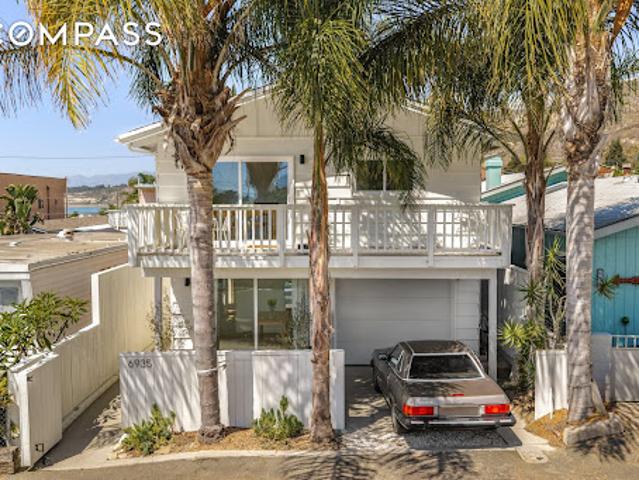 House for sale in Ventura, California