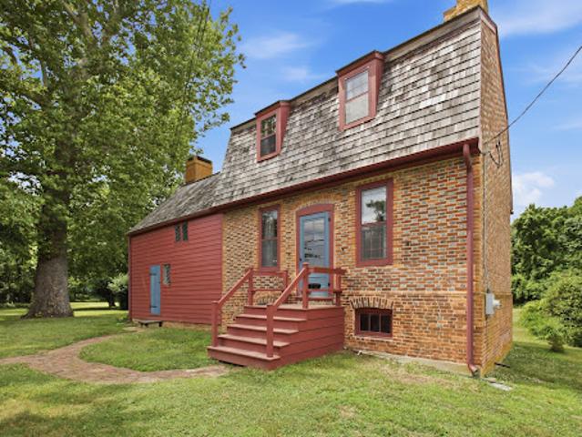 House for sale in Greenwich, New Jersey