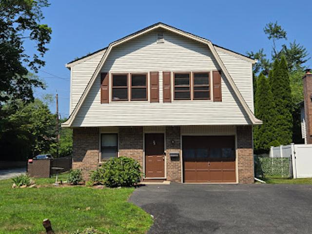 House for rent in Hillsdale, New Jersey