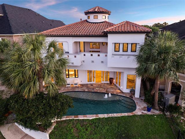 House for sale in League City, Texas