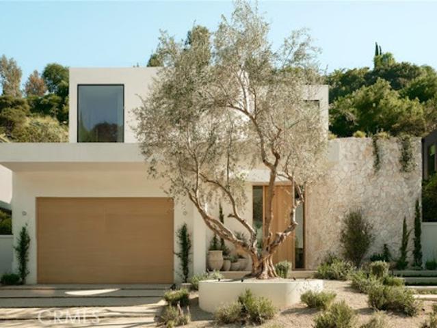 House for sale in Studio City Neighborhood Council District, Canoga Park