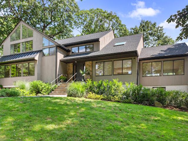 House for sale in New Rochelle, New York
