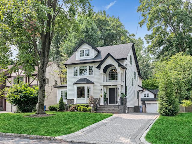 House for sale in Tenafly, New Jersey