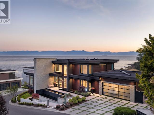 House for sale in Oak Bay, British Columbia