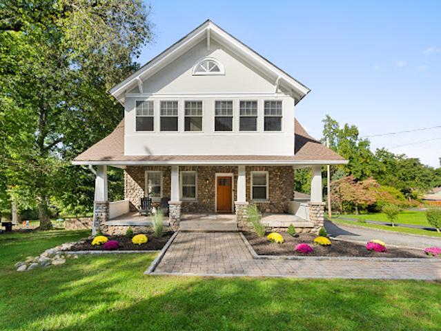 House for sale in Pearl River, Rockland County