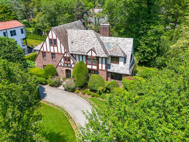 House for sale in New Rochelle, New York