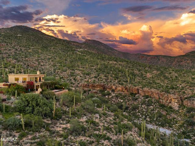 House for sale in Tucson, Arizona
