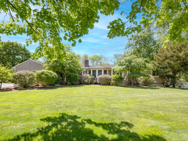 House for sale in Basking Ridge, New Jersey