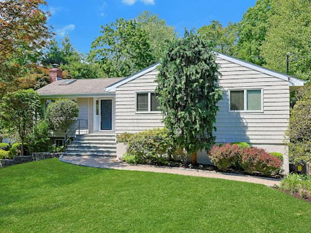 House for sale in Pleasantville, New York