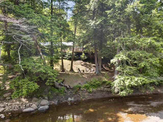 House for sale in Schroon Lake