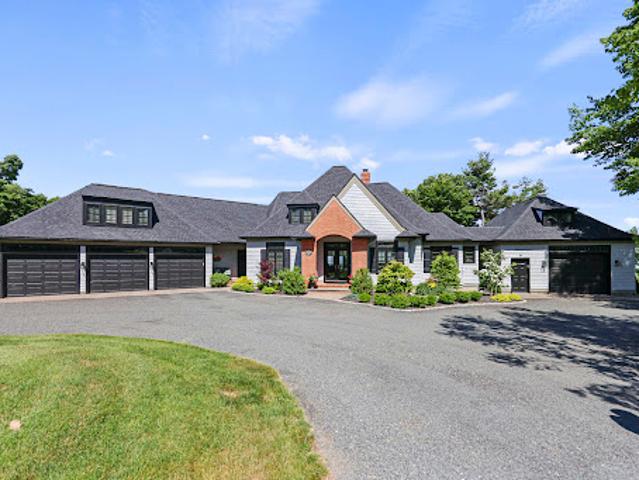 House for sale in Hampden, Massachusetts
