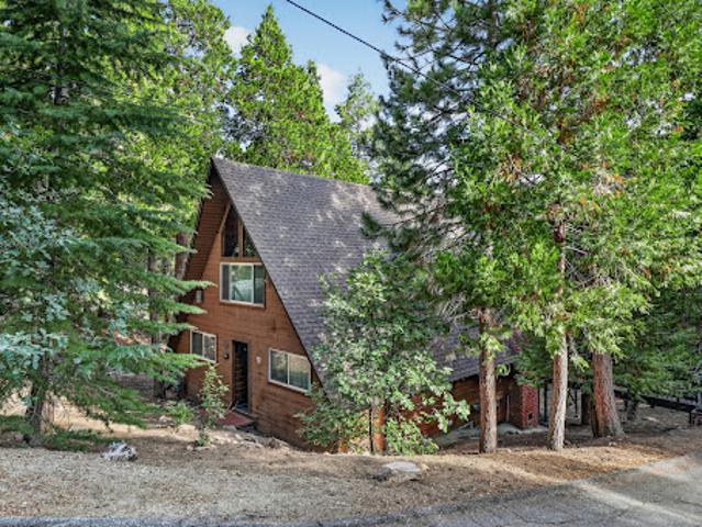 House for sale in Cedar Glen, California