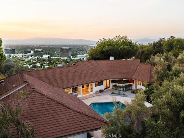 House for sale in Encino Neighborhood Council District, Canoga Park