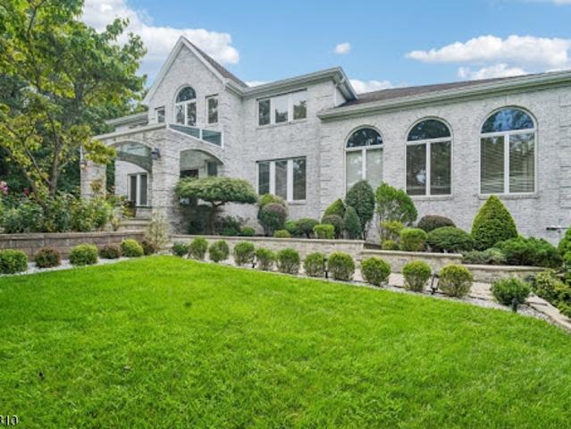 House for sale in Morris Plains, New Jersey