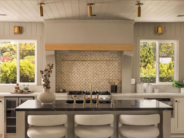 House for sale in Corona Del Mar, California