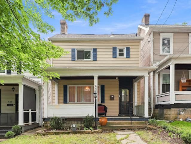 House for sale in Oakmont, Pennsylvania