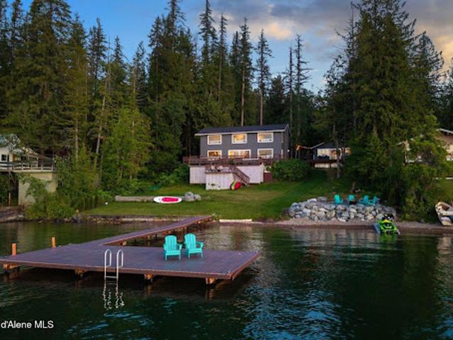 House for sale in Sagle, Idaho