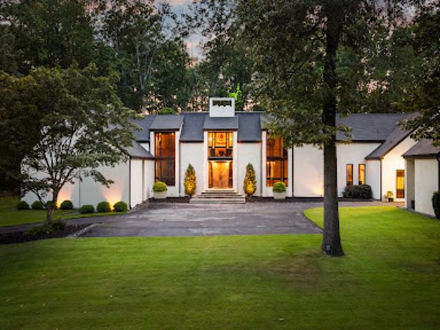 House for sale in Roswell, Georgia