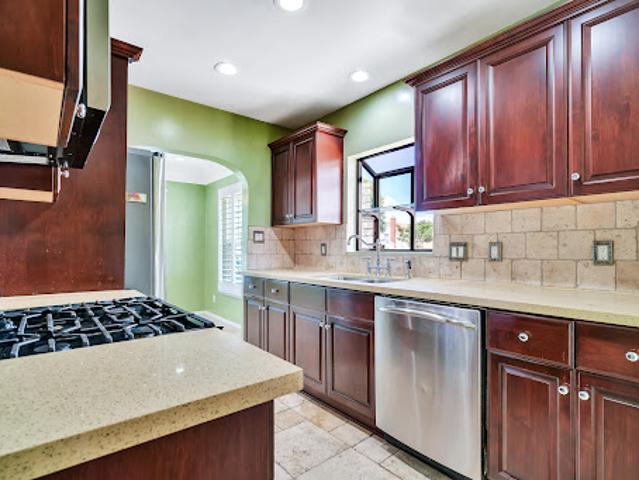 House for sale in Inglewood, California