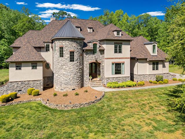 House for sale in Mecklenburg, North Carolina