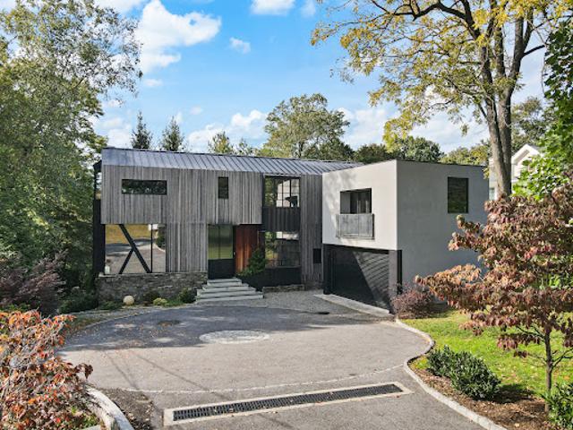 House for sale in Irvington, New Jersey