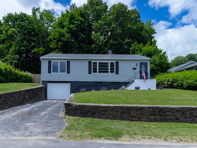 House for sale in Waterbury, Connecticut