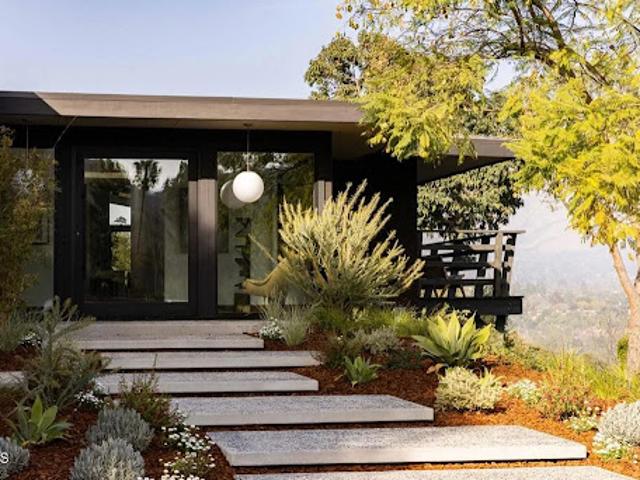 House for sale in Pasadena