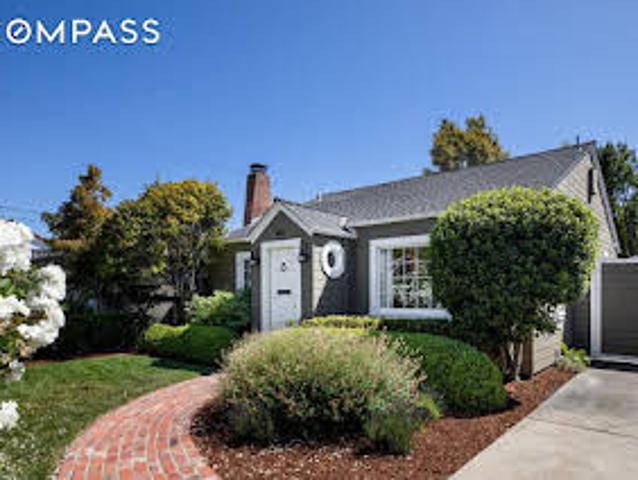 House for sale in Menlo Park