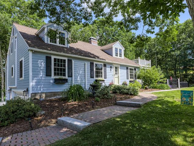 House for sale in New Hampshire