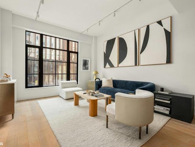 House for sale in New York, Arverne