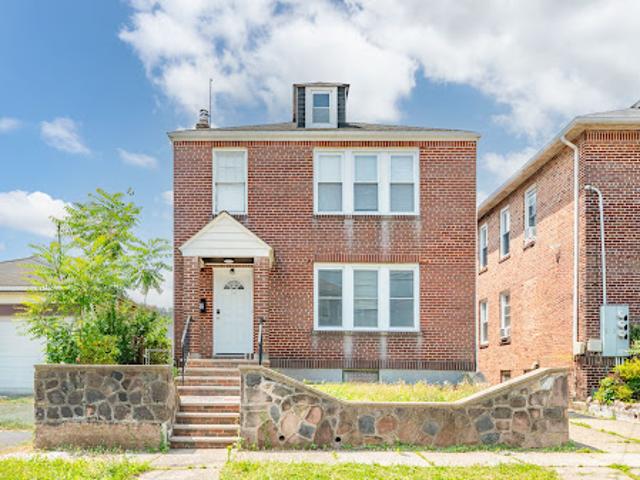 House for sale in Bloomfield, New Jersey