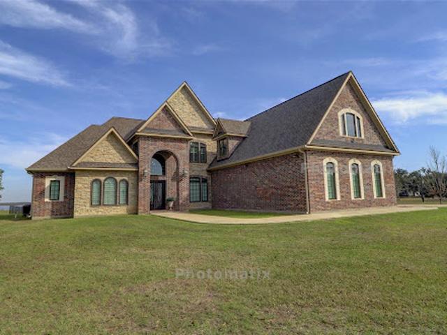 House for sale in Sulphur, Louisiana