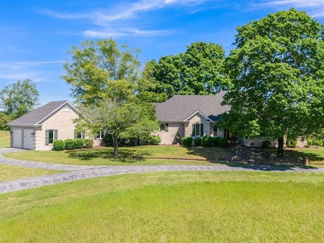 House for sale in Bowling Green, Kentucky