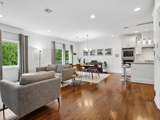 House for sale in Springfield, New Jersey
