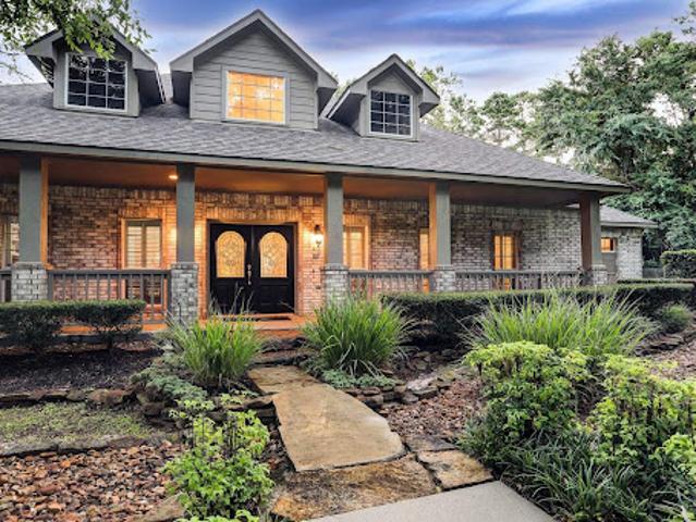 House for sale in Pinehurst, Texas