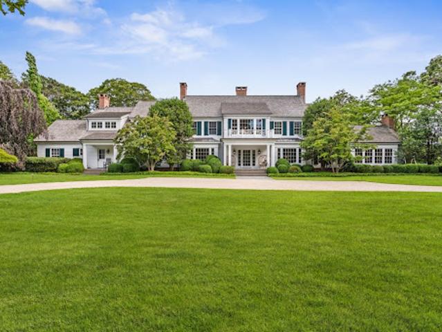 House for sale in Wainscott, New York