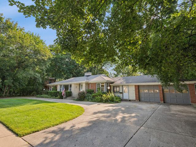 House for sale in Barrington, Illinois