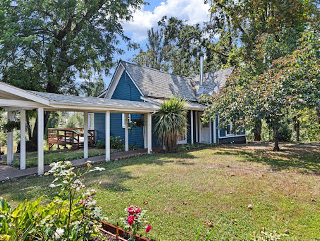 House for sale in Springfield
