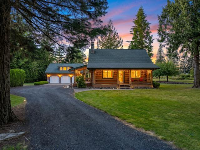 House for sale in Winlock, Washington