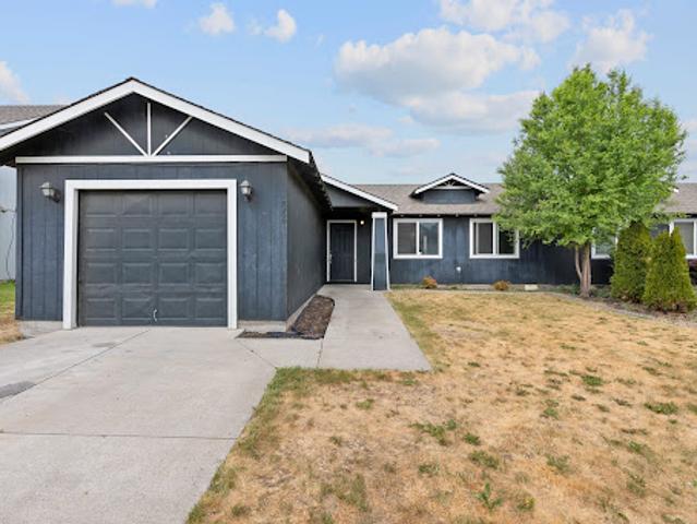 House for sale in Oregonia
