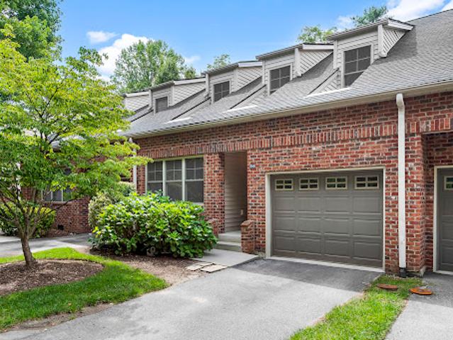 House for sale in Hendersonville, North Carolina