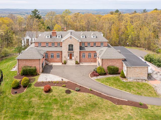 House for sale in Avon, Connecticut