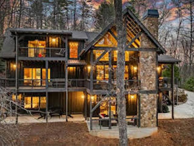 House for sale in Blue Ridge