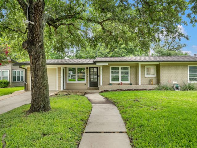 House for sale in Leesville, Texas