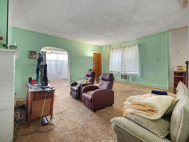 House for sale in New York