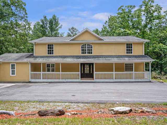 House for sale in Lula, Georgia