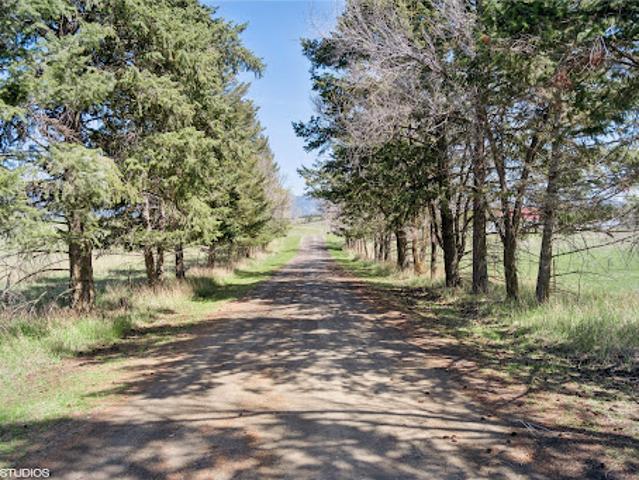 House for sale in Eureka, Montana