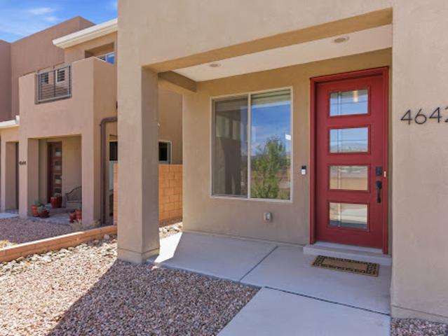 House for sale in Santa Fe, New Mexico