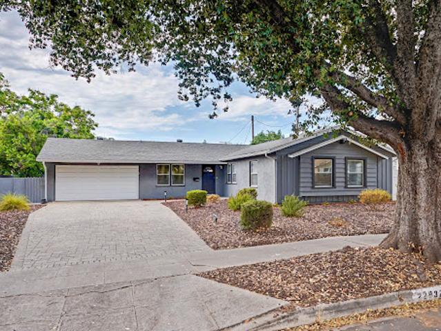 House for sale in Canoga Park, California