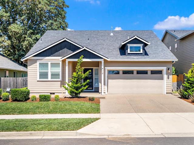 House for sale in Oregonia
